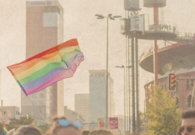 Projeto de lei que pune discriminação LGBT será votado na Alba